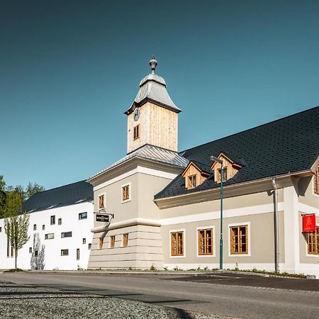 Hotel Zum Glockenturm Marktl Buitenkant foto