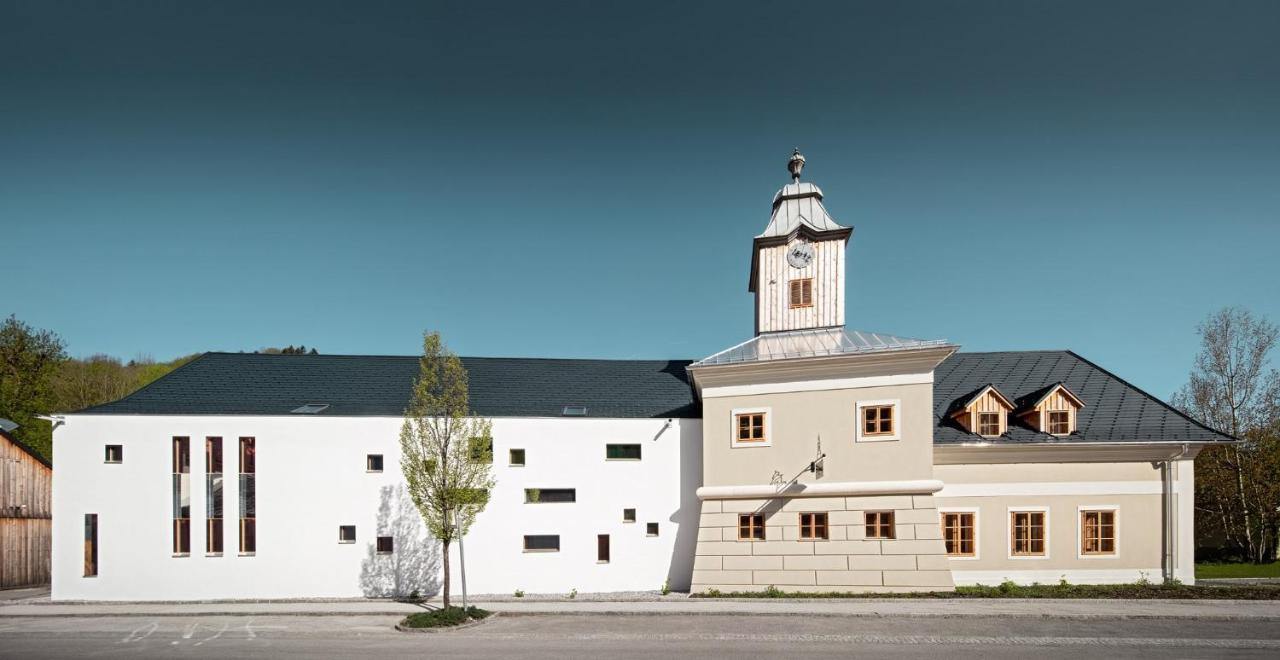 Hotel Zum Glockenturm Marktl Buitenkant foto