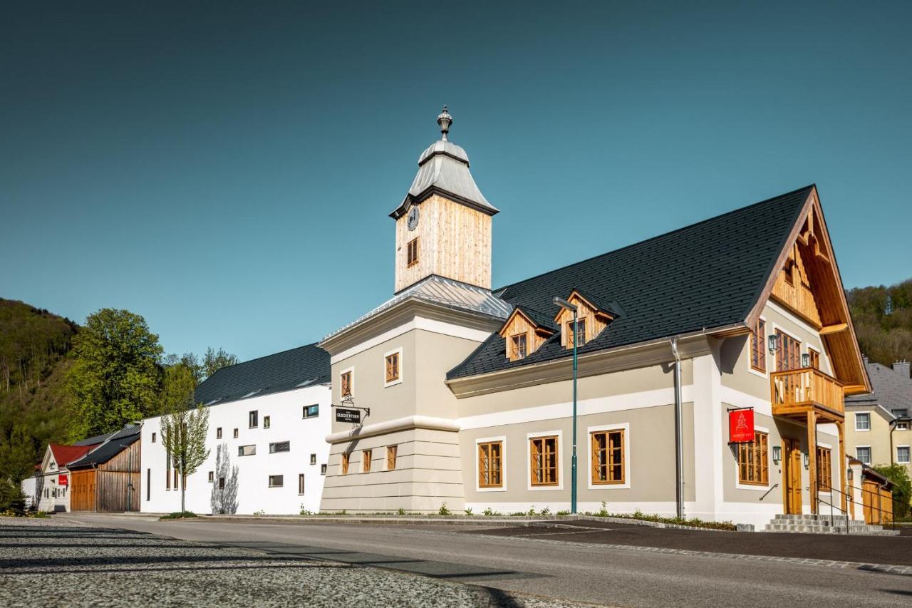 Hotel Zum Glockenturm Marktl Buitenkant foto